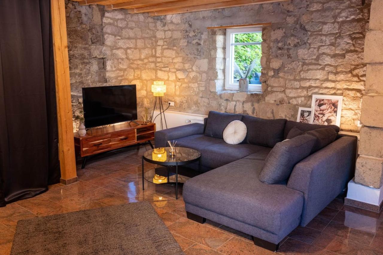 Vulkan-Lodge Ferienhaus Rieden  Esterno foto